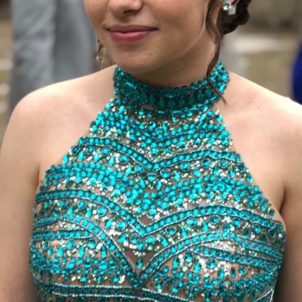 Sherri Hill Prom Dress - Picture 3 of 4